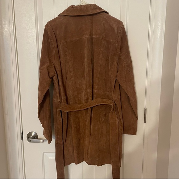 Dennis Basso Brown Trench Coat with Plush Fabric and Belted Waist - Picture 2 of 16